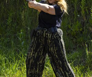 Kryj się! Posłanka strzela