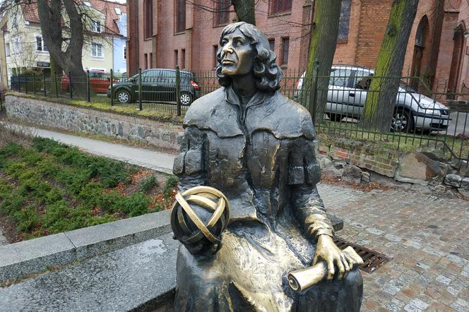 Pomnik Mikoła Kopernika na Starym Mieście w Olsztynie. 