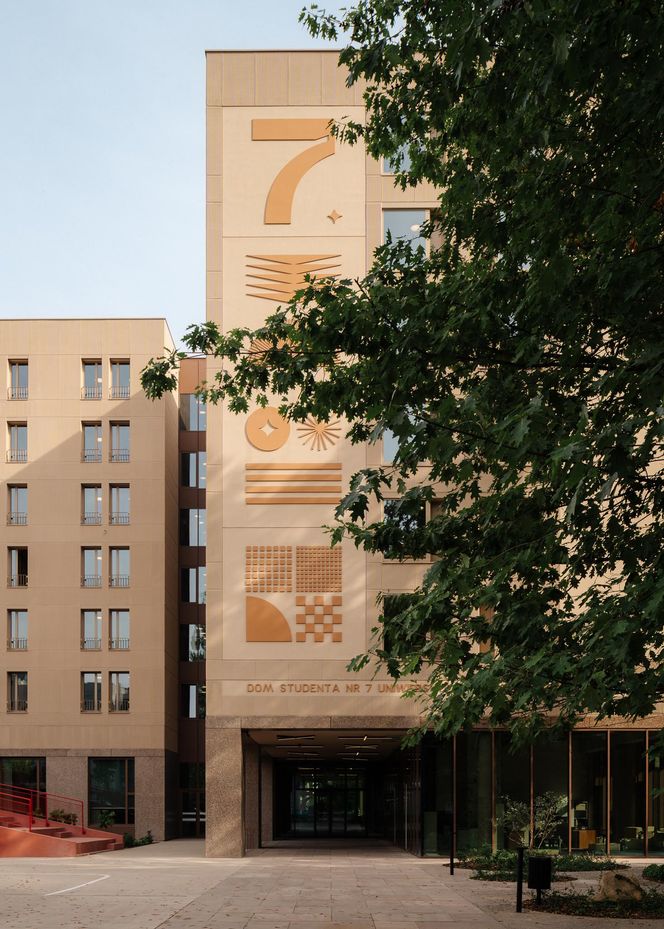 Dom studenta numer 7. Warszawski Akademik