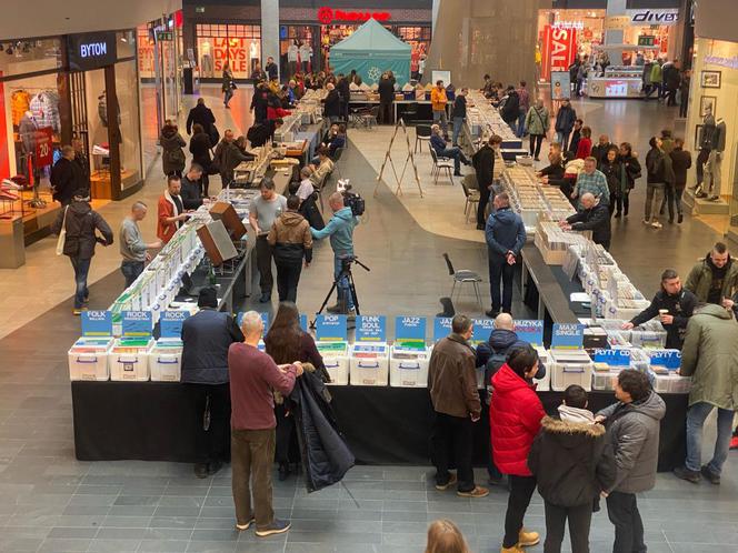 Giełda winyli, płyt CD i kaset w Olsztynie - Pierwsza edycja w Galerii Warmińskiej