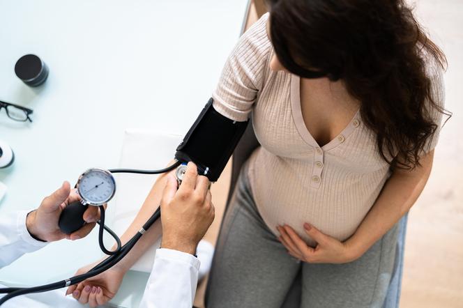 Zespół HELLP w ciąży: objawy, leczenie i zagrożenia 