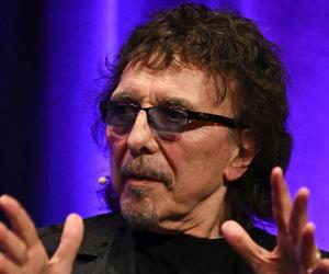 Tony Iommi wspomina brak promocji albumu Headless Cross przez wytwórnię. To było naprawdę smutne