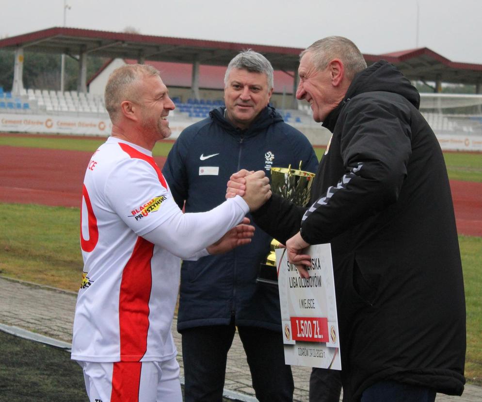 W Świętokrzyskiej Lidze Oldboyów Starachowice górą