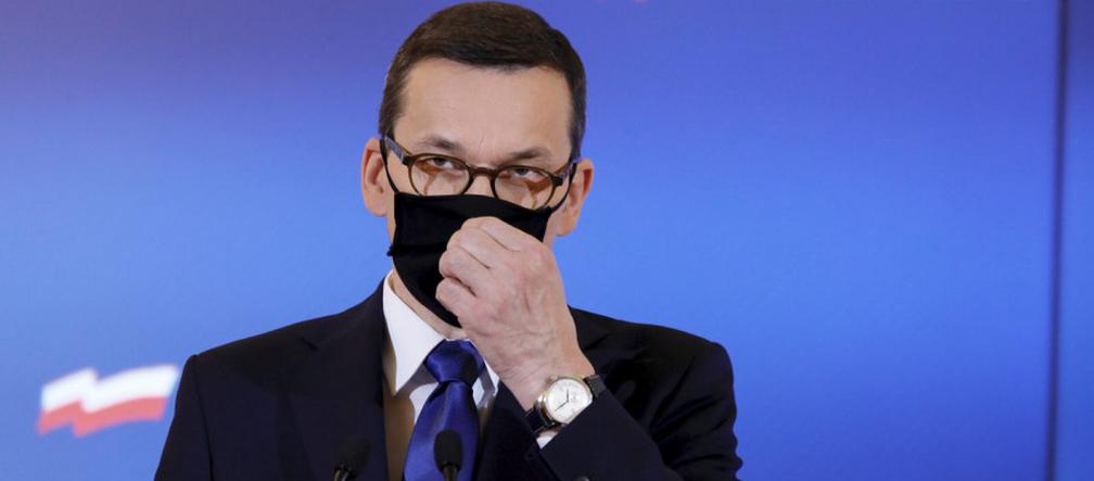 Mateusz Morawiecki. Premier w izolacji