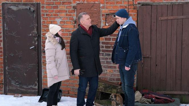 M jak miłość odc. 1798. Basia (Karina Woźniak), Michał (Igor Pawłowski), Artur Rogowski (Robert Moskwa)