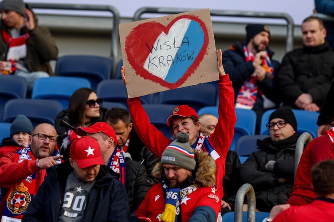 Nie tak miało być. Kompromitacja Niebieskich na Stadionie Śląskim. Wisła rozniosła Ruch Chorzów