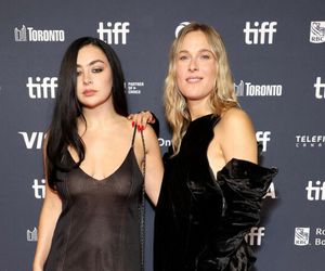 Lena Góra i Charlie XCX w Toronto. Polska gwiazda świeci pupą!