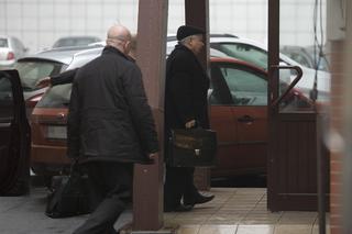 Co Jarosław Kaczyński nosi w teczce?