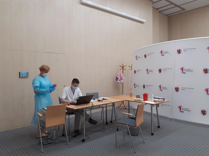 Akcja szczepienia w Urzędzie Marszałkowskim w Toruniu