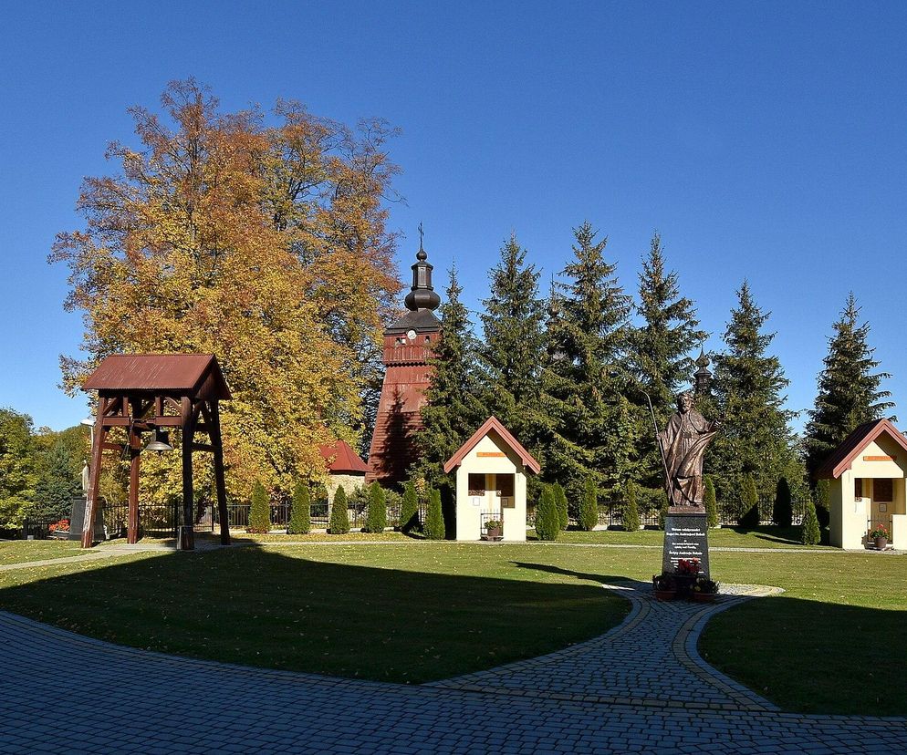 Ta małopolska wieś zachwyca unikatową cerkwią. Świątynia należała kiedyś do Kościoła katolickiego