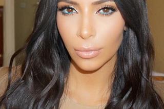 Kim Kardashian w Armenii: To zaszczyt poznać premiera! Ciekawe, czy Howik Abrahamian widział jej sex taśmę... :)