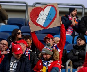 Nie tak miało być. Kompromitacja Niebieskich na Stadionie Śląskim. Wisła rozniosła Ruch Chorzów