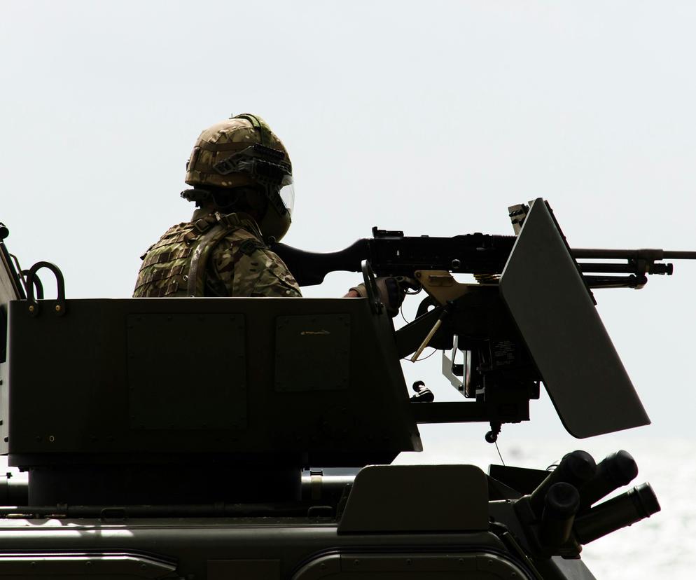 Wielka Brytania. Obowiązkowa służba wojskowa dla 18-latków? Odciągnąć od życia w bezrobociu i przestępczości