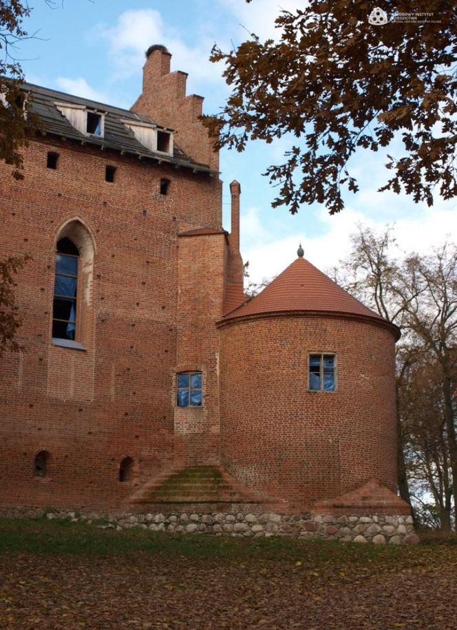   Barciany. Ta wieś w woj. warmińsko-mazurskim dawniej była miastem. Skrywa wyjątkowy zamek