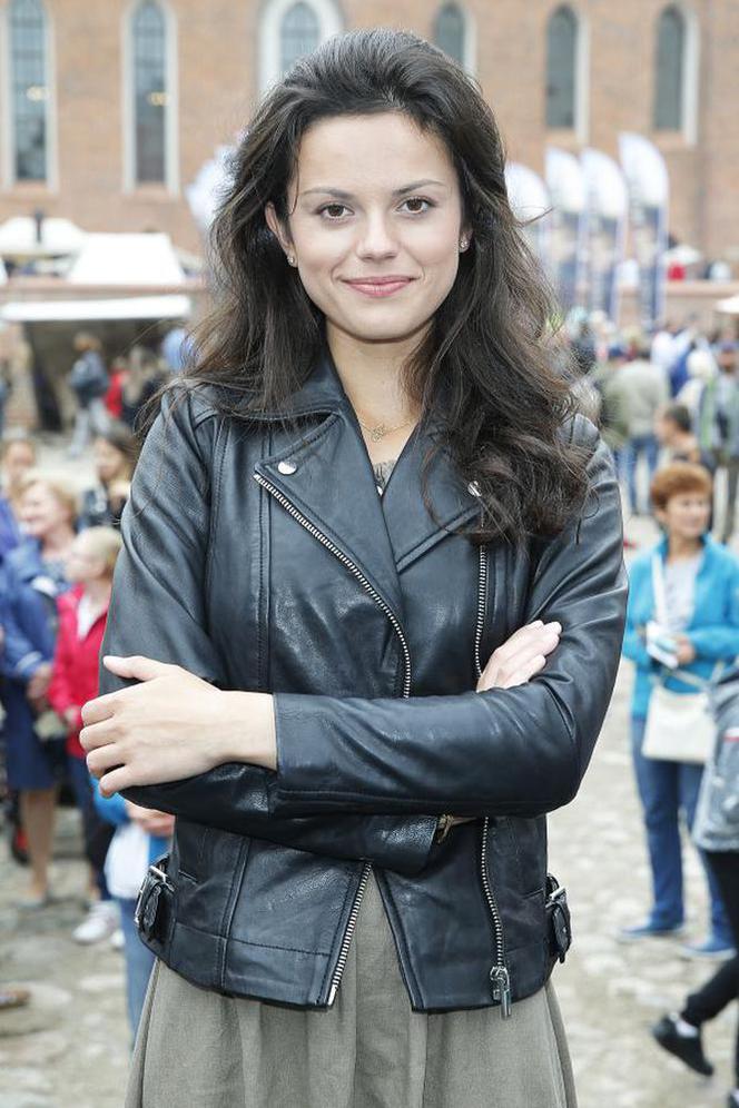 Paulina Lasota (stażystka, nowa miłość Łukasza)