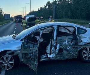 Poranna kolizja na średnicówce w Grudziądzu. Zderzyły się dwa auta