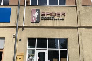 Centrum Wspinaczkowe SPIDER znajduje się przy ul. Świeckiej 8 w Bydgoszczy