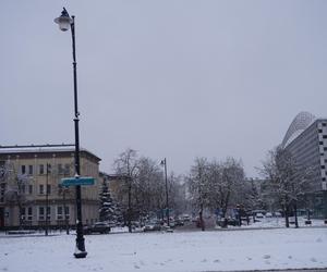 Sytuacja na drogach w Białymstoku. Styczniowy atak zimy w Podlaskiem