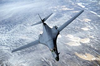 Eskalacja konfliktu na Bliskim Wschodzie. USA wysłały bombowce B-1 do ataku na cele w Iranie