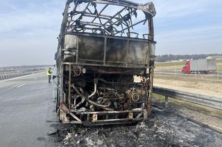 Pożar autokaru z dziećmi na A2