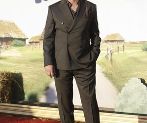 Premiera serialu 1670! Herman w gorsecie, kwiecista Dębska i Byczkowska w białych majtkach