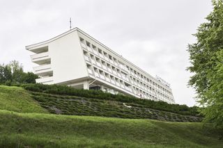 Schroniska górskie, domy wczasowe, sanatoria. Kultowe ośrodki wypoczynkowe w Polsce