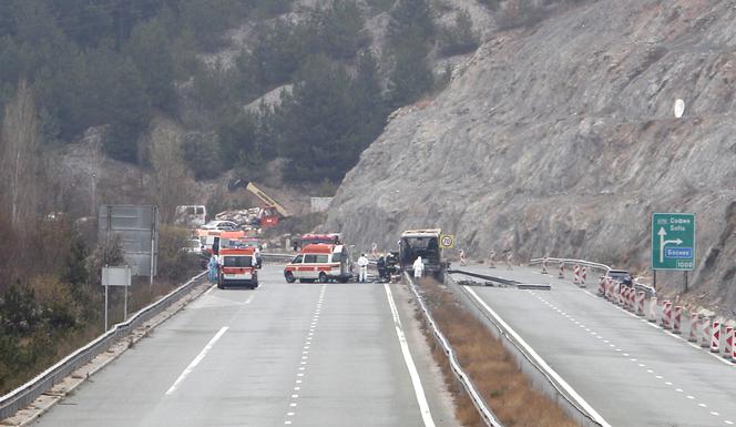 Czteroletnie bliźniaki spłonęły żywcem w autokarze