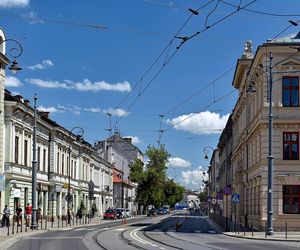 Kiedyś to było wolne miasto królewskie, teraz jest częścią Krakowa. Prawa miejskie traciło dwa razy
