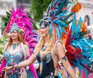 Parada Syrenki przeszła ulicami Warszawy. Tak bawili się mieszkańcy