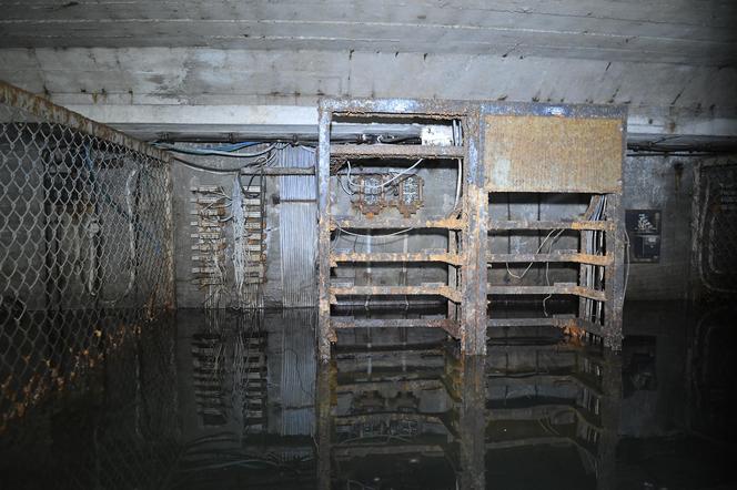 Tajne tunele zalane wodą. Przełomowe odkrycie w centrum Warszawy. Zdjęcia ujawniają prawdę
