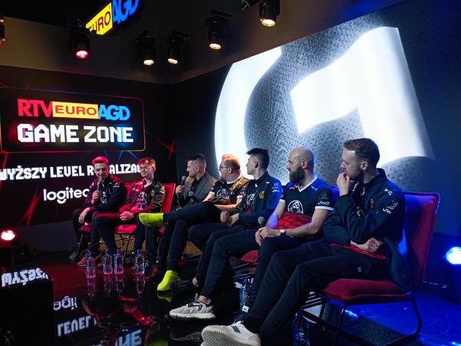 IEM Katowice 2024 pełne celebrytów. "Nieuczesana", "Izak" i "Pasha" kibicują graczom