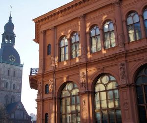 Ryga artystycznym szlakiem. Które muzea warto odwiedzić podczas wizyty w stolicy Łotwy? 