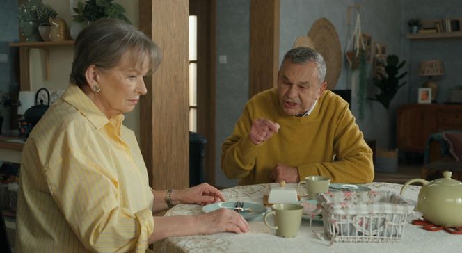 Barwy szczęścia, odcinek 3166. Basia (Sławomira Łozińska), Czesław (Marian Jaskulski)