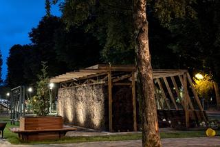   Nowe miejsce rekreacji na Mazurach. Można odpocząć przy tężni solankowej. Zobacz zdjęcia