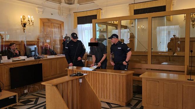 Zabójstwo na ul. Czudeckiej w Rzeszowie. Arkadiusz M. usłyszał wyrok [GALERIA]