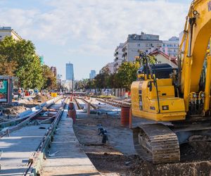 Nowa trasa tramwajowa w Warszawie w budowie. Wykonawca zapowiada duże zmiany w ruchu