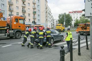 Wypadek na skrzyżowaniu Grójeckiej z Wawelską