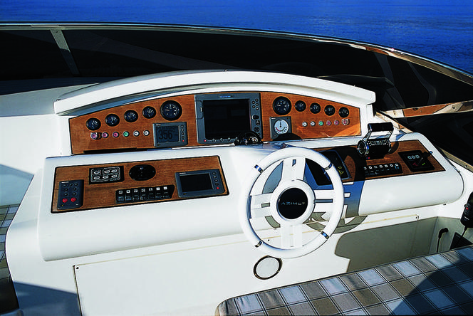 Azimut 98 Leonardo Fly (3)