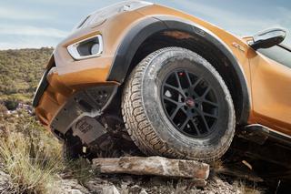 Nissan Navara Off-roader AT32
