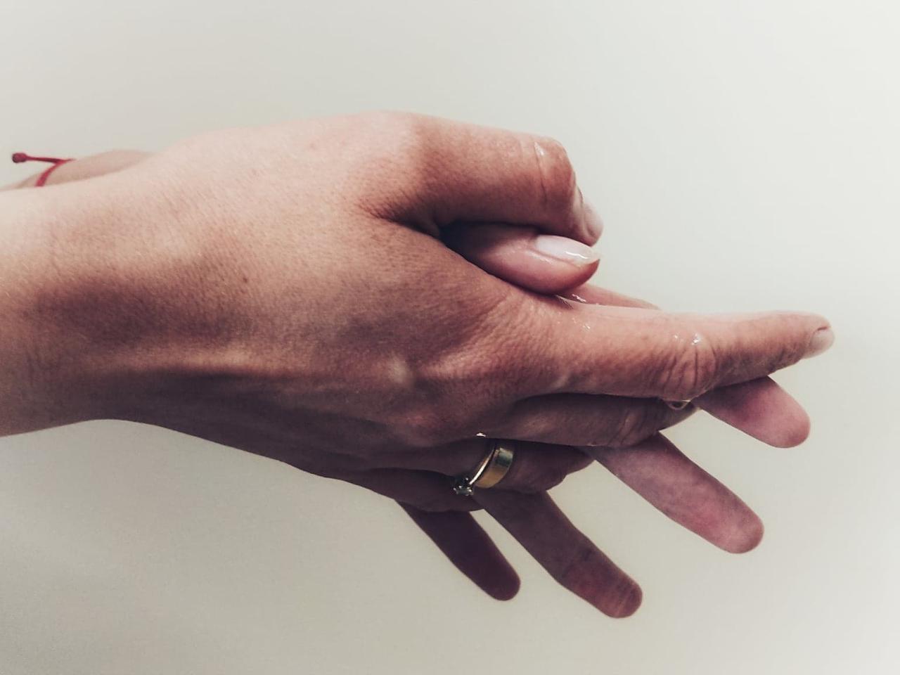 Bezdotykowa dezynfecja rąk- w Łomży już wkrótce na każdym kroku