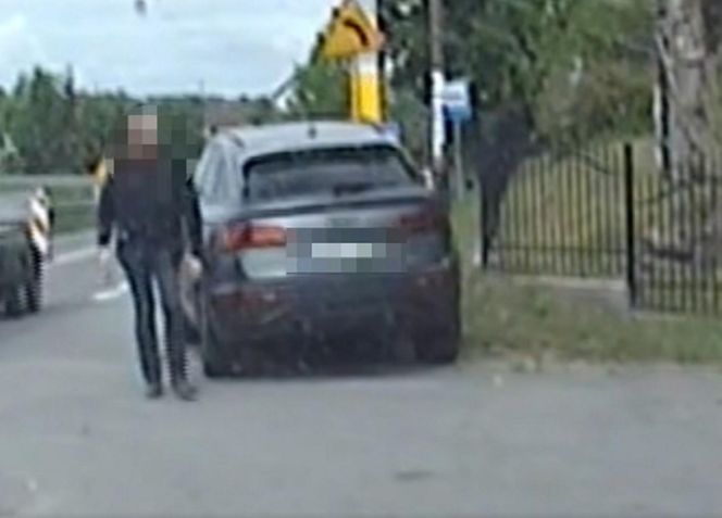 Mistrz kierownicy spieszył się do pracy. Policjanci wszystko widzieli