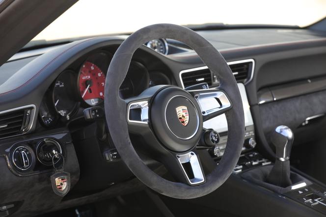 Porsche 911 Carrera GTS Cabriolet