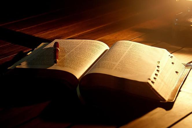 Będą czytać Biblię cały tydzień
