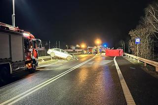 Tragiczny wypadek na DK 91 w Nowych Marzach. Nie żyje kierowca, drugi w szpitalu