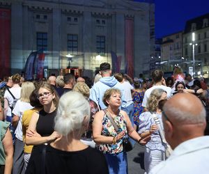 Potańcówka przed Teatrem Śląskim w Katowicach (09.08)