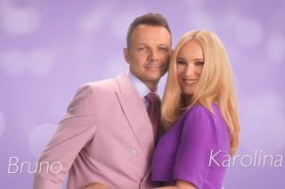 Barwy szczęścia, odc. 3039 - nowa czołówka. Karolina (Marta Dąbrowska), Bruno (Lesław Żurek)