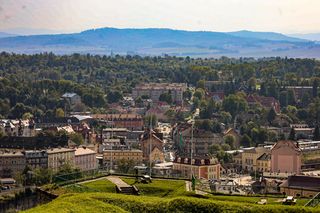 To miasteczko przetrwało Wielką Wodę. Oto co ma do zaoferowania