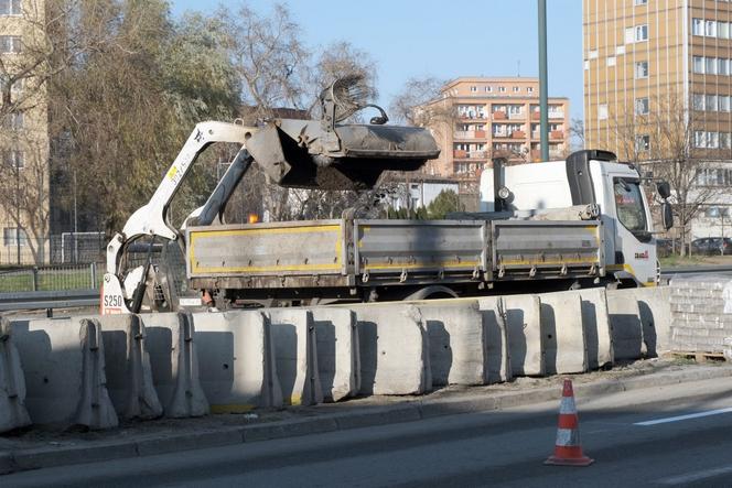 Wkrótce otwarcie wiaduktu na Ostrobramskiej 