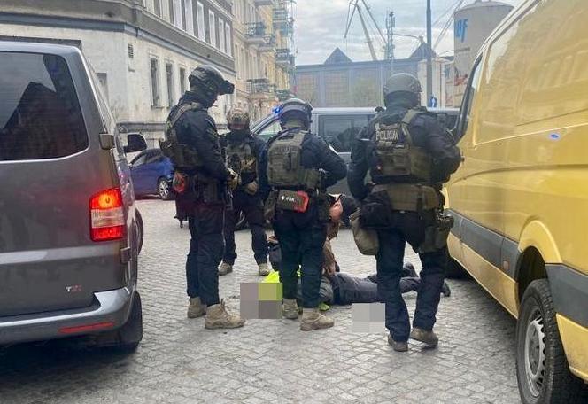 Policjanci-przebierańcy grasowali w Koszalinie i Szczecinie. Wpadli w ręce prawdziwych stróżów prawa