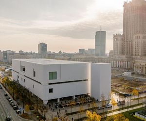 Wanny, buty i manekiny za 851 tys. zł? Ale sztuka! „To jedna z najbardziej wpływowych artystek na świecie”